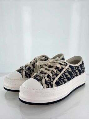 Dior Navy & Beige Oblique Canvas Low-Top Sneakers